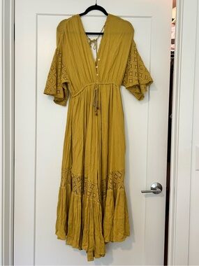 Free People Mustard Yellow Boho Crochet-Sleeve Jumper - XS